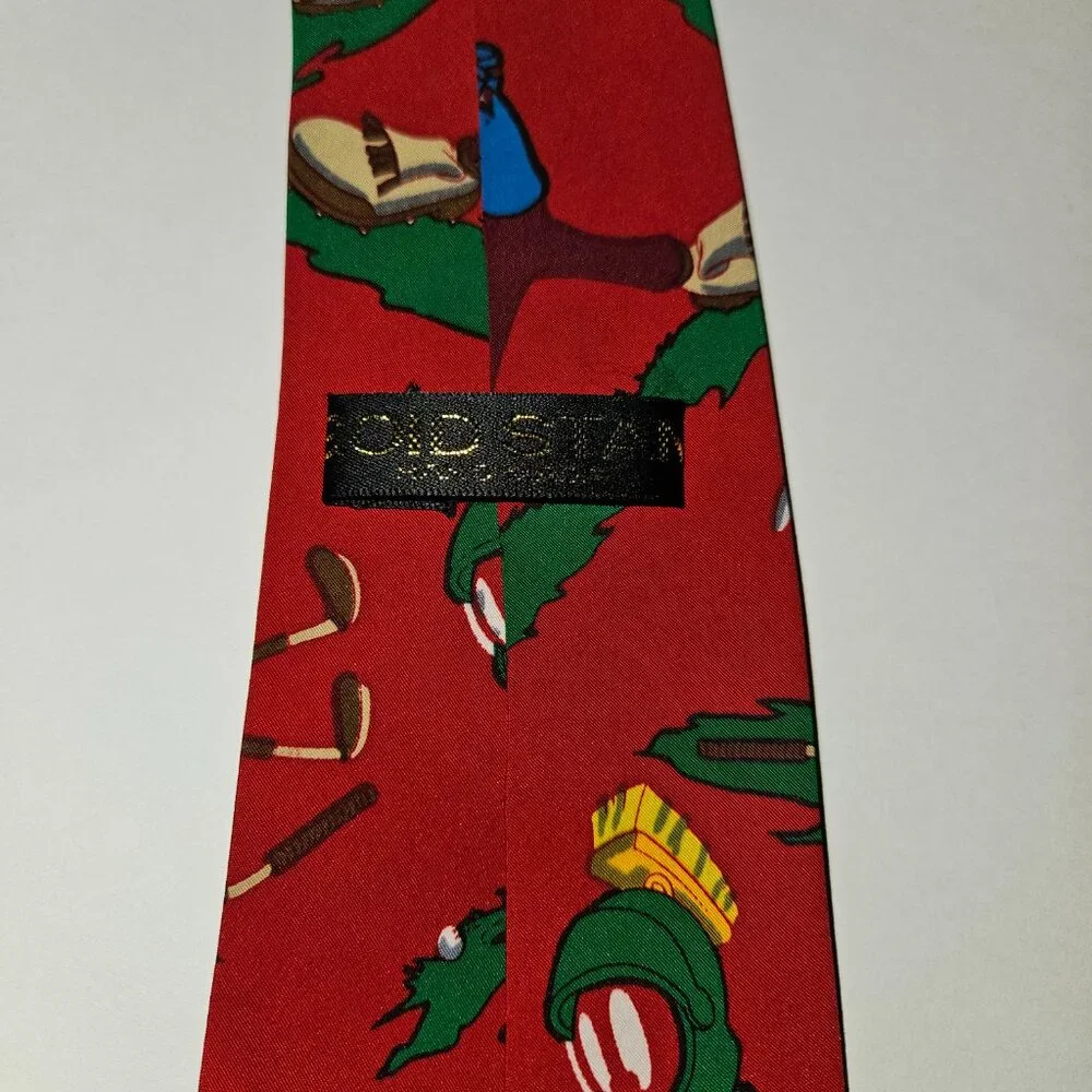 Looney Tunes Red Golfing Tie Marvin Martian Daffy Duck Taz Bugs Bunny Goid Stan